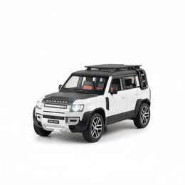 RC Metal Defender - 1:24 Scale